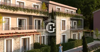 Apartamento 2 habitaciones en Dobrota, Montenegro