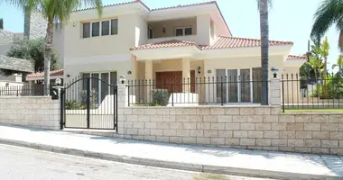Villa 5 Zimmer mit Meerblick, mit Schwimmbad, mit Stadtblick in Gemeinde Germasogeia, Cyprus