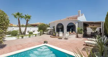 Villa 3 bedrooms with Furnitured, with Air conditioner, with Terrace in Torrevieja, Spain