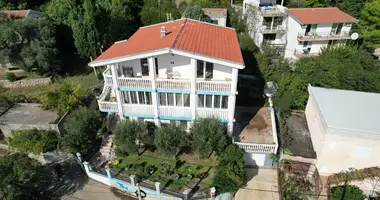 Haus 4 Schlafzimmer in Sutomore, Montenegro