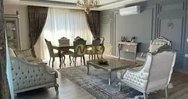 Apartamento 4 habitaciones en Mahmutlar, Turquía