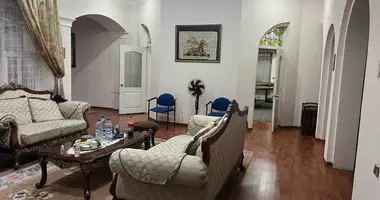 Дом 8 комнат с мебелью, с кондиционером, с гаражом в Мирзо-Улугбекский район, Узбекистан