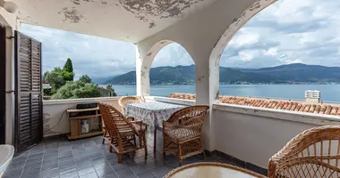 2 bedroom apartment in Krasici, Montenegro