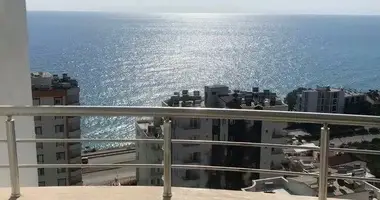 Mieszkanie 3 pokoi w Alanya, Turcja