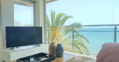 Apartamento 4 habitaciones en Alicante, Španjolska
