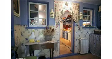 Commercial with 
Bedrooms in Bucelas, Portugal