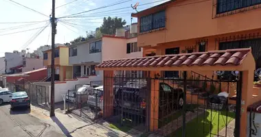 3 bedroom house in Naucalpan de Juarez, Mexico