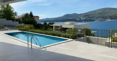 Villa in Gespanschaft Split-Dalmatien, Kroatien