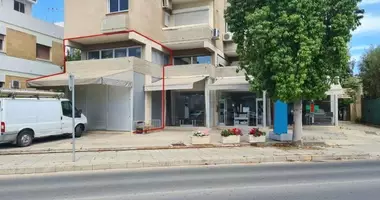 Магазин в Строволос, Кипр