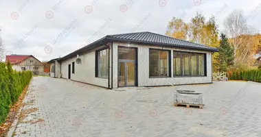 Tienda 446 m² en Akolica, Bielorrusia