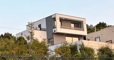 Casa 3 habitaciones en Dobra Voda, Montenegro