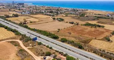 Участок земли в Айя-Напа, Кипр