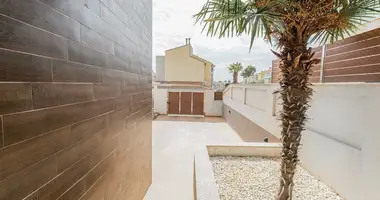 Casa 6 habitaciones en Torrevieja, España