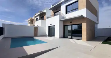 Villa  mit Garage, mit Badezimmer, mit Privatpool in Rojales, Spanien