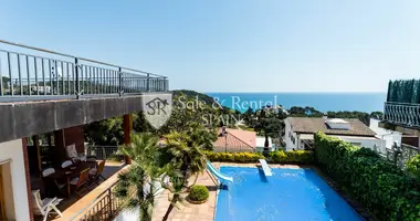 Villa 5 bedrooms with Balcony, with Furnitured, with Elevator in Lloret de Mar, Spain