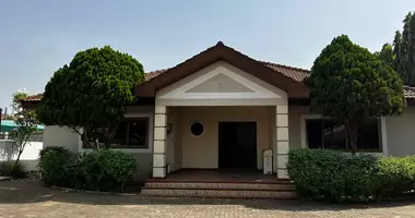 Dom 4 pokoi w Akra, Ghana