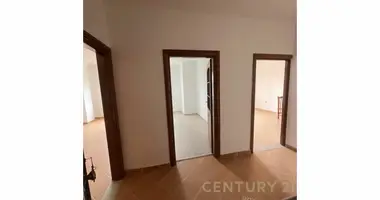 Apartamento 3 habitaciones en Golem, Albania