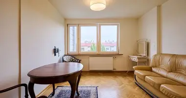Квартира 2 комнаты в Варшава, Польша