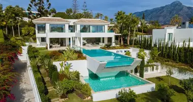 6 bedroom house in San Pedro Alcantara, Spain