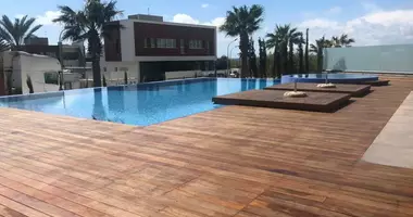 Вилла 4 комнаты  с бассейном в Айя-Напа, Кипр