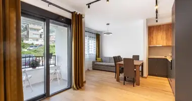 Apartamento 2 habitaciones en Becici, Montenegro