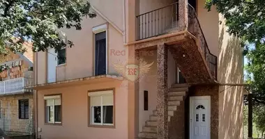 Dom 5 pokojów w Lustica, Czarnogóra