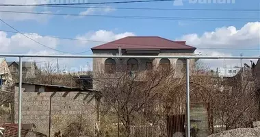 Casa grande 7 habitaciones en Yeghvard region, Armenia
