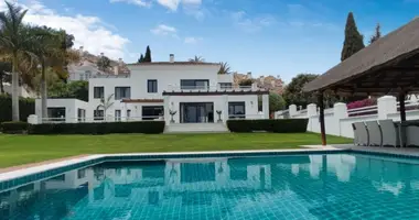 5 bedroom house in San Pedro Alcantara, Spain