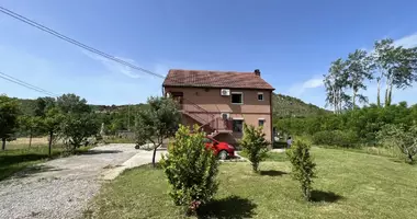 Дом 4 спальни в Община Даниловград, Черногория