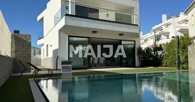 4 bedroom house in Portimao, Portugal