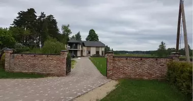 Haus 7 Zimmer in Carnikavas novads, Lettland
