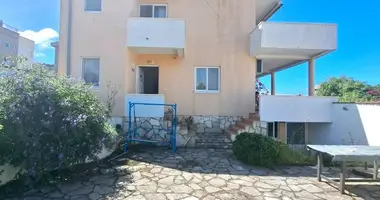 5 bedroom house in Montenegro