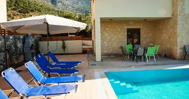 Commercial property 600 m² in Vlichada, Greece