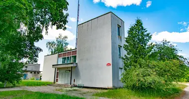 Commercial property 805 m² in Vishnyeva, Belarus