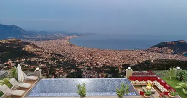 Villa 5 chambres dans Muratpasa, Turquie