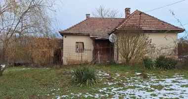 2 room house in Osztopan, Hungary