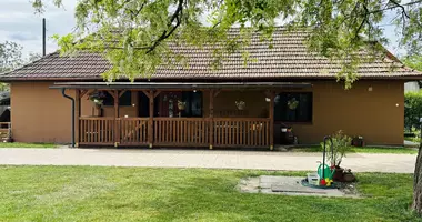 Casa 2 habitaciones en Cegled, Hungría