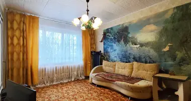 Apartamento 3 habitaciones en Zhodino, Bielorrusia