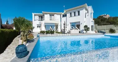 6 bedroom house in Kamares, Cyprus