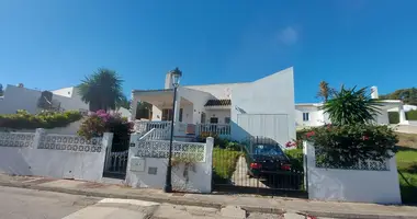 Dom 3 pokoi w Manilva, Hiszpania