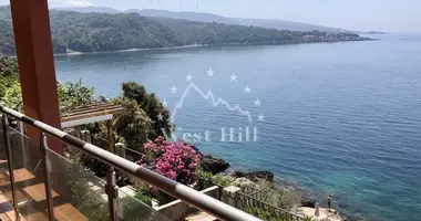 2 room apartment in Dobra Voda, Montenegro