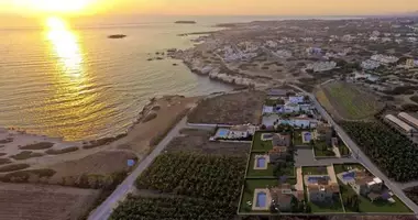Dom 3 pokoi z parking, z widok na morze, z basen w Pafos, Cyprus