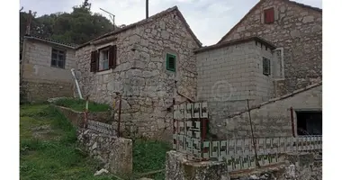 4 room house in Dol, Croatia