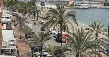 Apartamento 3 habitaciones en Fuengirola, Španjolska