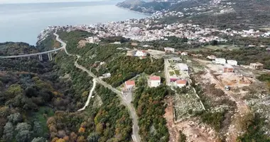 Plot of land in Dobra Voda, Montenegro