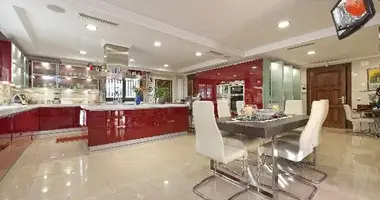 Casa 7 habitaciones en Mijas, Španjolska