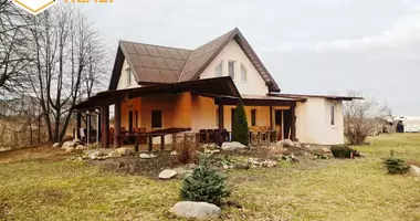 Dom w Zalieski sielski Saviet, Białoruś