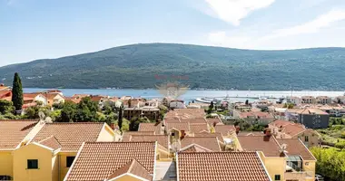 2 bedroom apartment in Đenovići, Montenegro