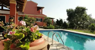 Villa 3 bedrooms with Sea view, with Swimming pool, with City view in Temploni, Greece
