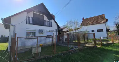 3 room house in Fadd, Hungary